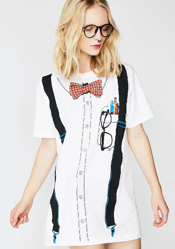 Chic Wardrobe Essentials Four Eye Nerd Tee