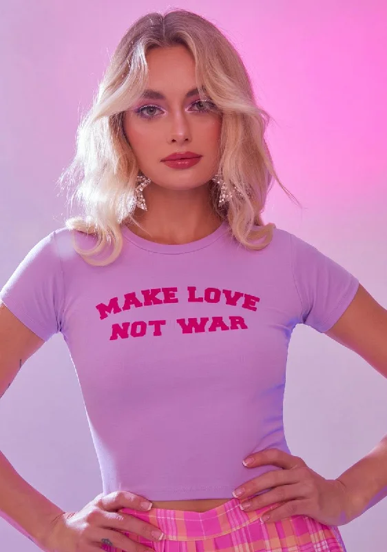 Classic Timeless Elegant Style Make Love Not War Tee