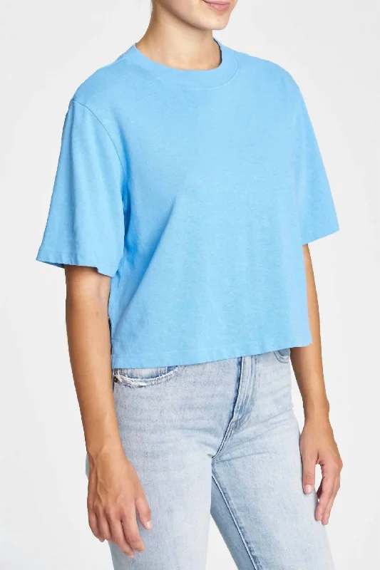 Feminine Soft - Hued Look Cody Short Sleeve Shirt In Malibu Blue