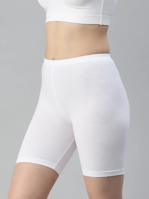 The Latest Trends Yoga Shorts-White