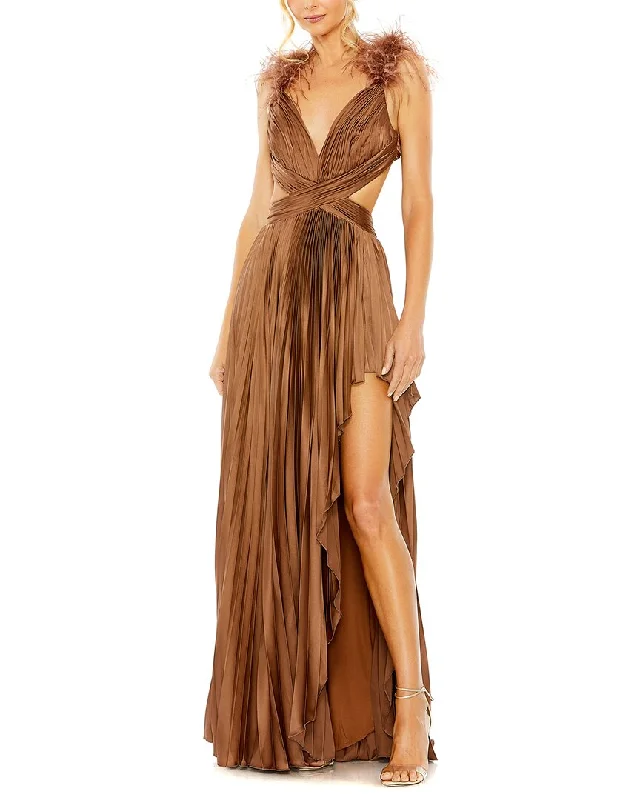 Hollywood Glam Award - Show Style Mac Duggal Pleated Feather Cap Sleeve Open Back Gown