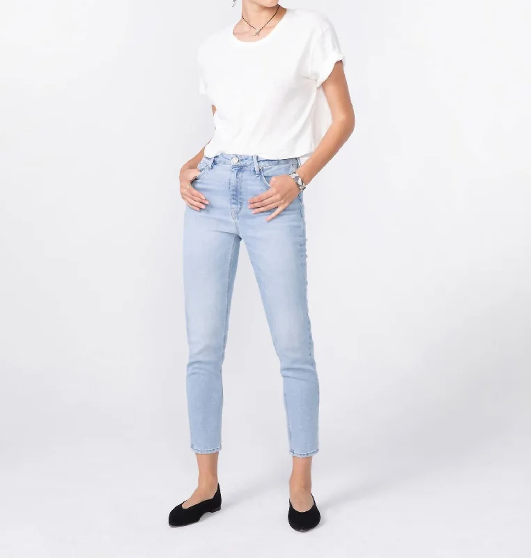 Everyday Basics Debbie Jean In Revolution